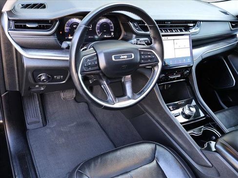 Used 2022 Jeep Grand Cherokee Limited AWD/4WD image 23