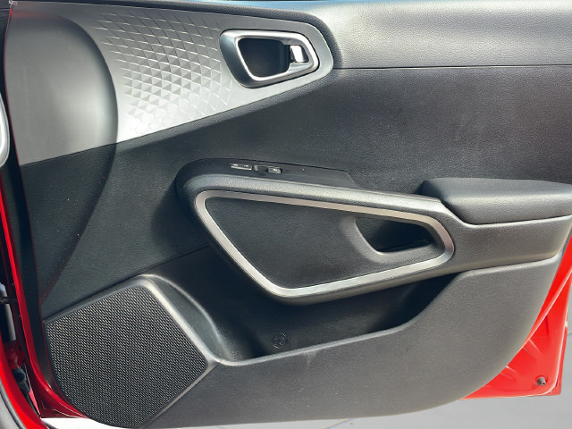 Used 2022 Kia Soul LX FWD image 31