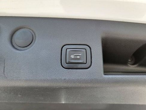 Used 2022 Chevrolet Equinox RS AWD/4WD image 13