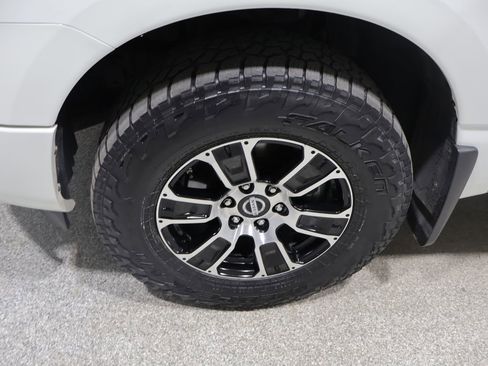 Used 2020 Nissan Titan SV w/ SV Convenience Package AWD/4WD image 8