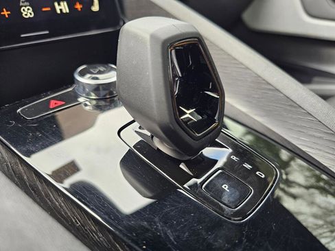 Used 2022 Polestar Polestar 2 w/ Performance Package image 37