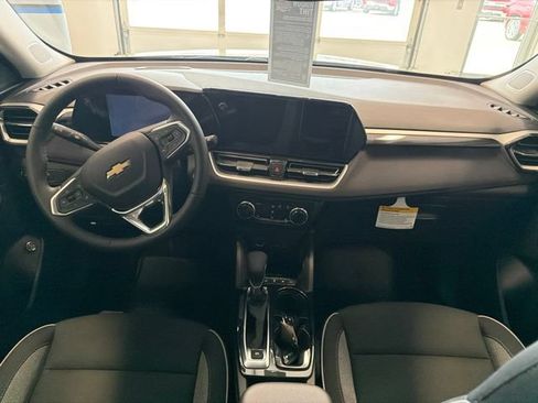 New 2026 Chevrolet TrailBlazer LT w/ Convenience Package AWD/4WD image 35