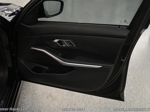 Used 2023 BMW 330i Sedan w/ Driving Assistance Package image 40