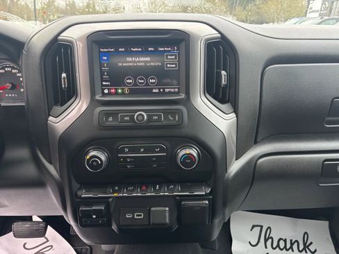 Certified 2022 Chevrolet Silverado 1500 Custom image 16
