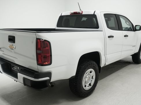 Used 2018 Chevrolet Colorado W/T w/ WT Convenience Package RWD image 4