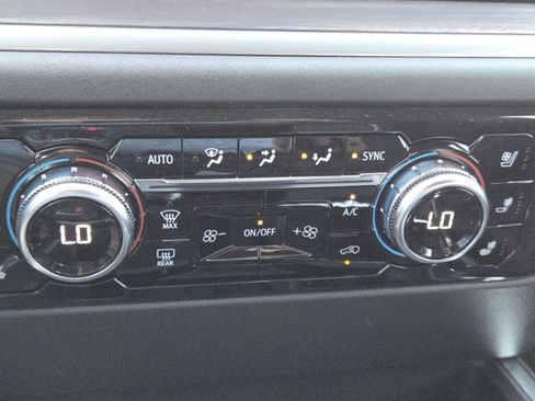 New 2026 GMC Sierra 1500 SLT w/ SLT Premium Plus Package AWD/4WD image 34