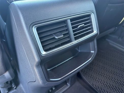 New 2025 Volkswagen Atlas Cross Sport SE image 30