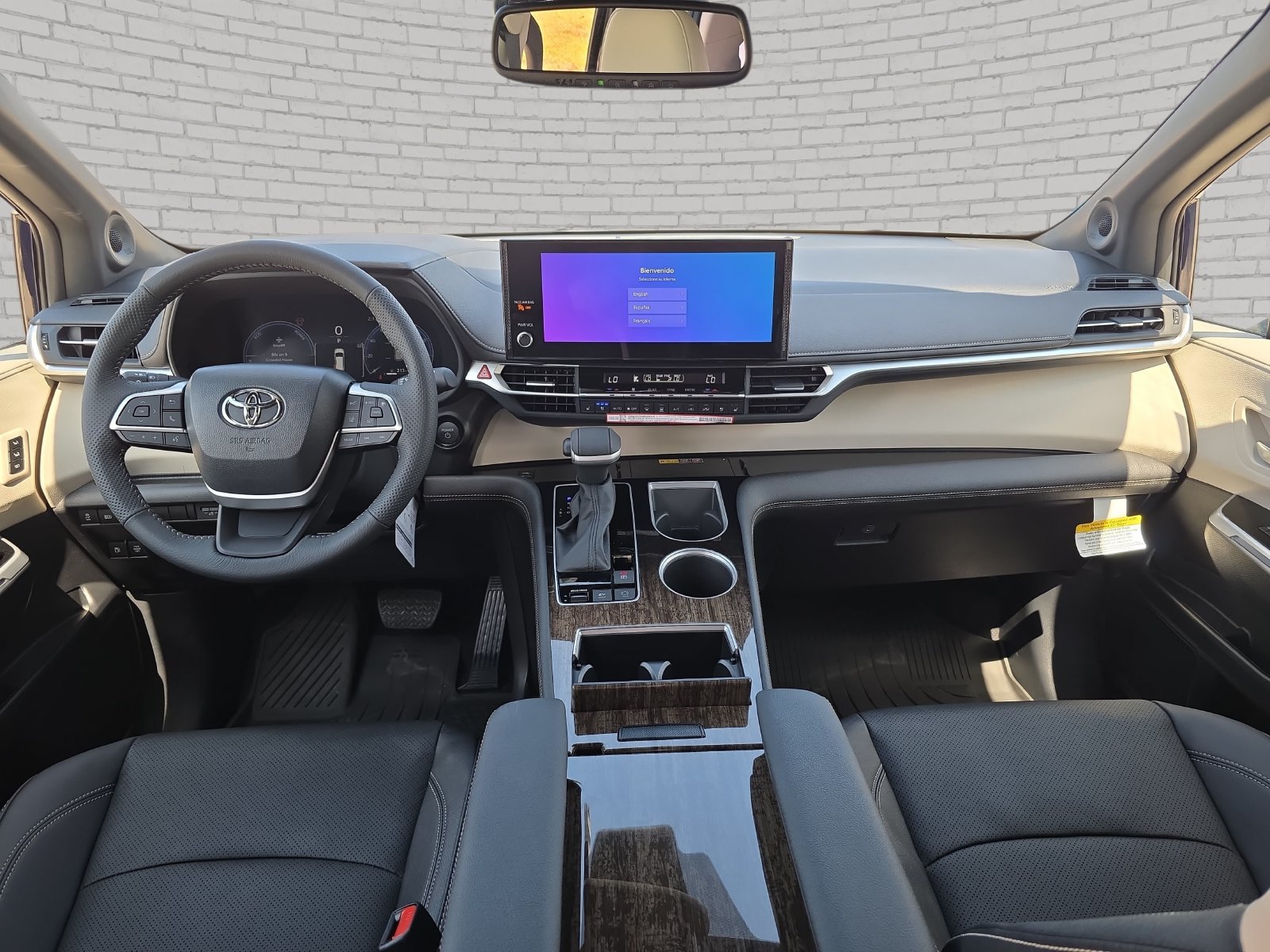 New 2026 Toyota Sienna Limited FWD image 9