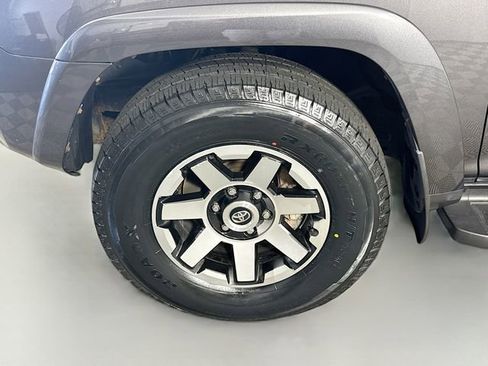 Certified 2018 Toyota 4Runner TRD Off-Road w/ Wilderness Package AWD/4WD image 4
