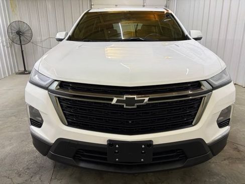 Used 2022 Chevrolet Traverse LT w/ Midnight/Sport Edition AWD/4WD image 2