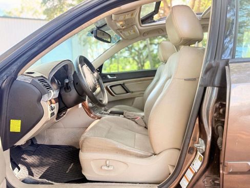 Used 2008 Subaru Outback 2.5i Limited image 11