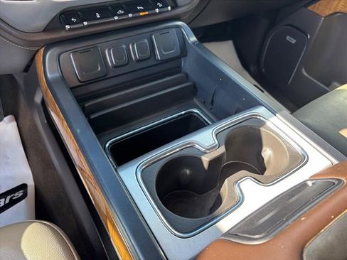 Used 2015 GMC Sierra 1500 SLT w/ SLT Crew Cab Value Package image 19