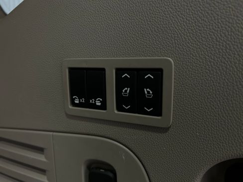 Used 2020 GMC Yukon Denali w/ Denali Ultimate Package image 37