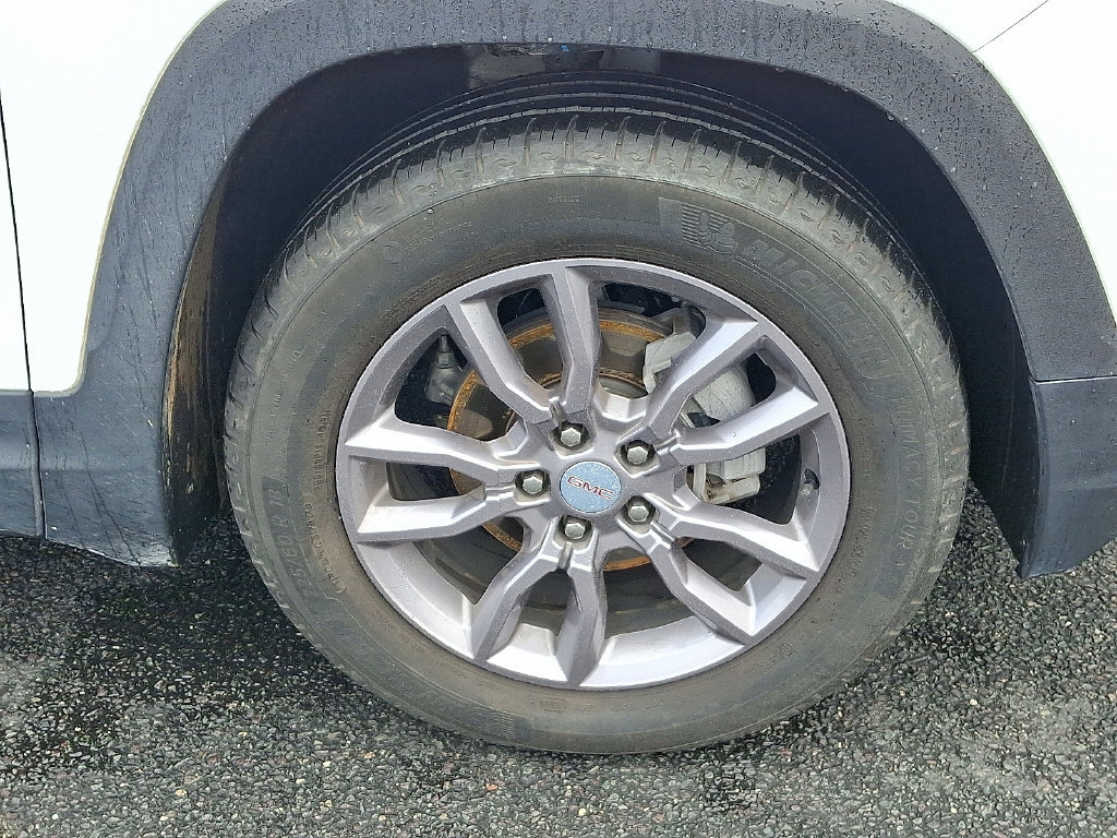 Certified 2023 GMC Terrain SLT FWD image 8