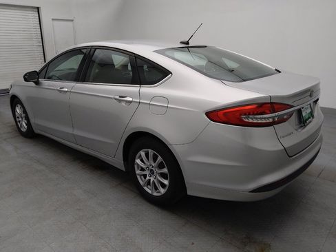 Used 2018 Ford Fusion S image 3