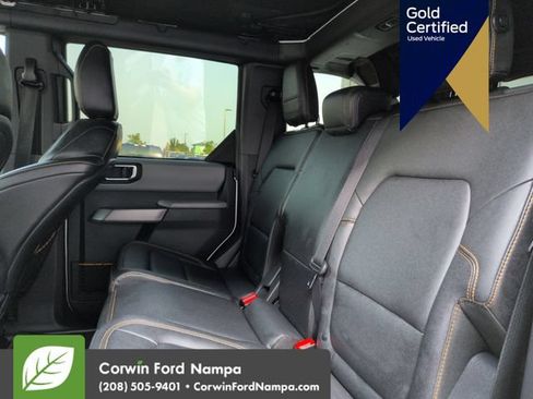 Used 2023 Ford Bronco Badlands w/ Sasquatch Package AWD/4WD image 27