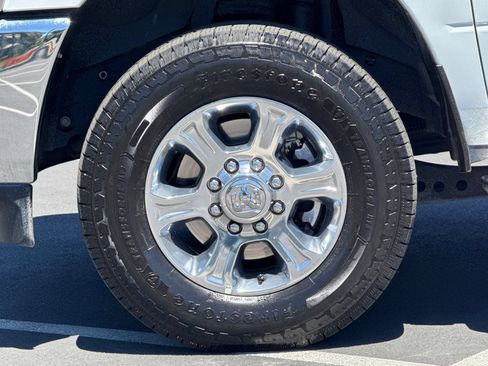 Used 2024 RAM 2500 Big Horn AWD/4WD image 15