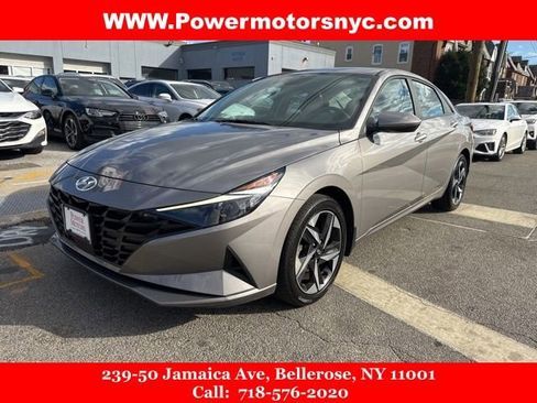 Used 2023 Hyundai Elantra SEL w/ Convenience Package image 1