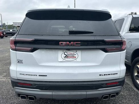 Used 2025 GMC Acadia Elevation AWD/4WD image 4