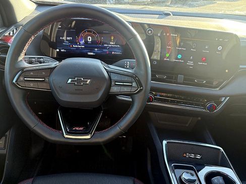 Certified 2025 Chevrolet Equinox RS w/ Convenience Package III image 15