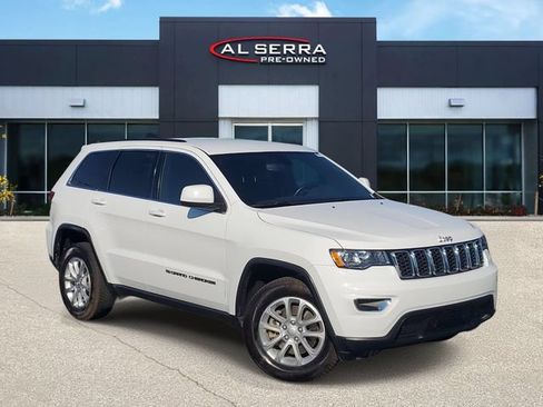 Used 2022 Jeep Grand Cherokee Laredo E w/ Security & Convenience Group AWD/4WD image 1