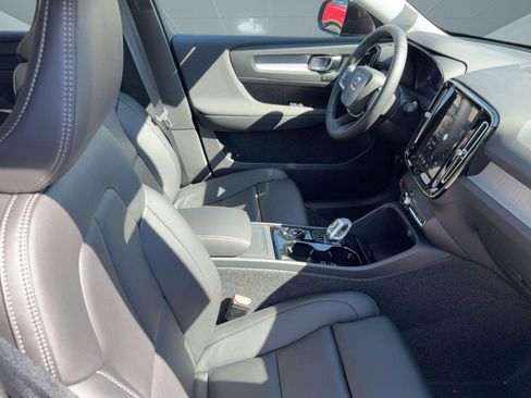 New 2026 Volvo XC40 B5 Plus w/ Climate Package image 30