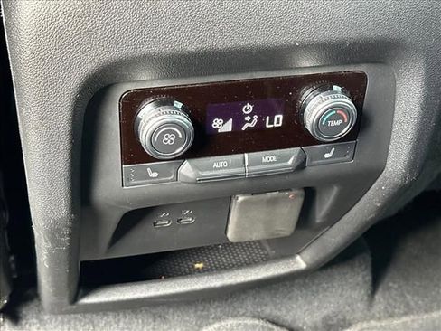 Certified 2024 GMC Acadia Elevation w/ Luxury Package FWD image 15