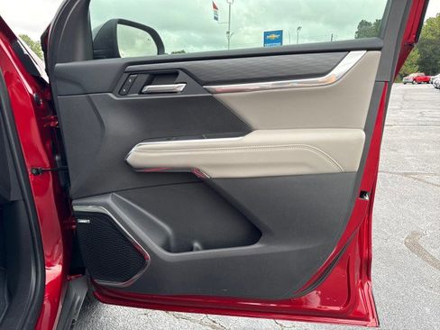 New 2025 GMC Acadia Elevation w/ Elevation Premium Package image 13