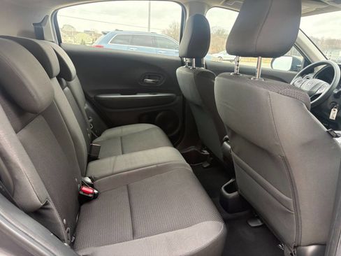 Used 2020 Honda HR-V LX image 29