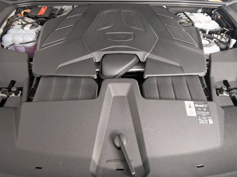 Certified 2026 Porsche Cayenne E-Hybrid Coupe AWD/4WD image 43