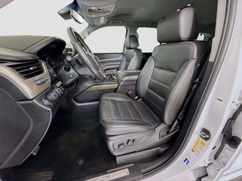 Used 2018 GMC Yukon Denali image 20