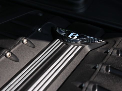 Used 2023 Bentley Bentayga Speed image 44