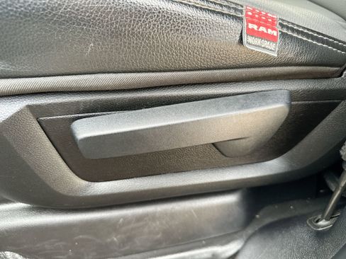 Used 2022 RAM 2500 Tradesman image 12