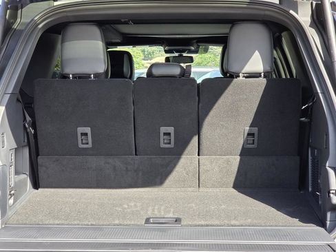 New 2027 Ford Expedition Platinum w/ Stealth Appearance Package RWD image 7