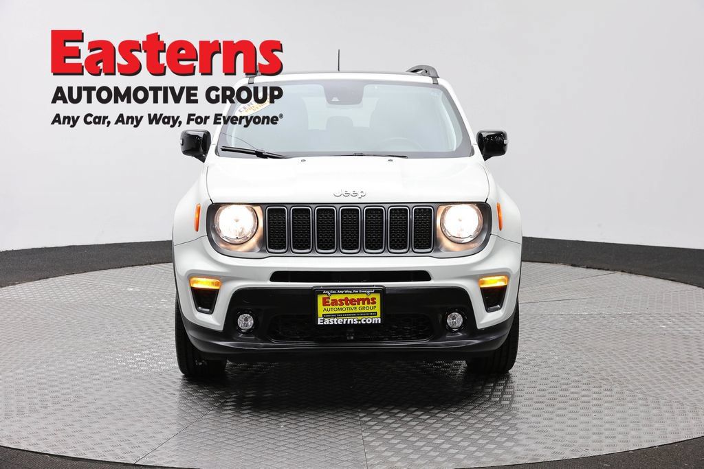 Used 2022 Jeep Renegade Limited w/ Sun, Sound & Wheels Group AWD/4WD image 4