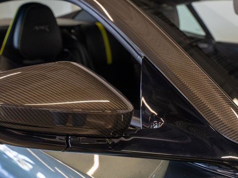Used 2019 Aston Martin DB11 AMR image 12