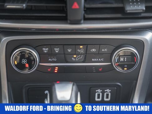 Used 2020 Ford EcoSport SE w/ SE Convenience Package image 22