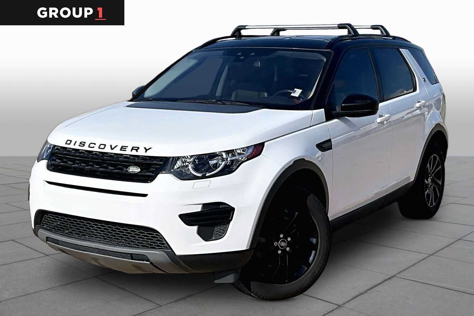 Used 2018 Land Rover Discovery Sport SE AWD/4WD image 1