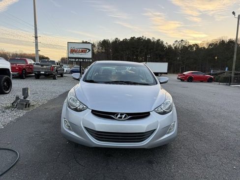 Used 2013 Hyundai Elantra GLS w/ Preferred Pkg image 2