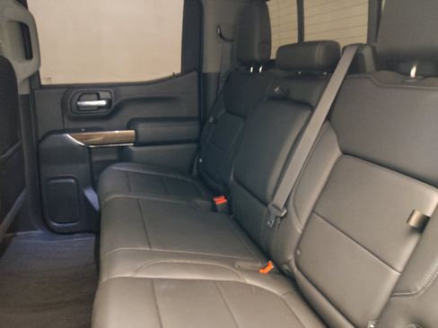 Used 2020 Chevrolet Silverado 1500 LT Trail Boss AWD/4WD image 18