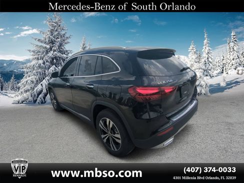 New 2025 Mercedes-Benz GLA 250 image 17