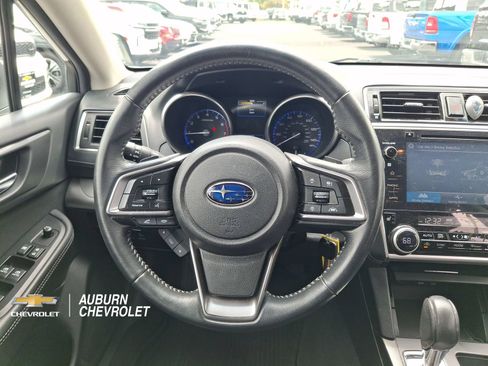 Used 2018 Subaru Outback 2.5i Premium AWD/4WD image 10