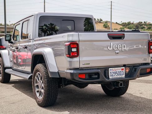 Used 2021 Jeep Gladiator Overland w/ Popular Equipment Package AWD/4WD image 6