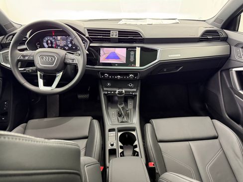 New 2025 Audi Q3 2.0T Premium image 17