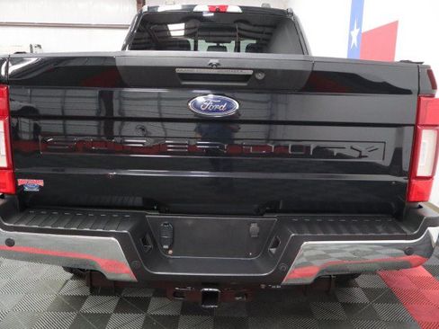 Used 2021 Ford F250 Lariat w/ Lariat Ultimate Package AWD/4WD image 18