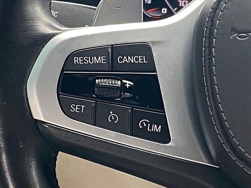 Used 2022 BMW X5 M50i w/ Executive Package image 8