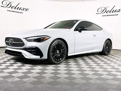 Used 2024 Mercedes-Benz CLE 300 4MATIC Coupe image 3