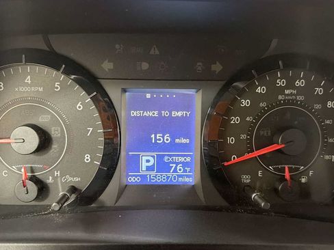Used 2015 Toyota Sienna LE FWD image 17