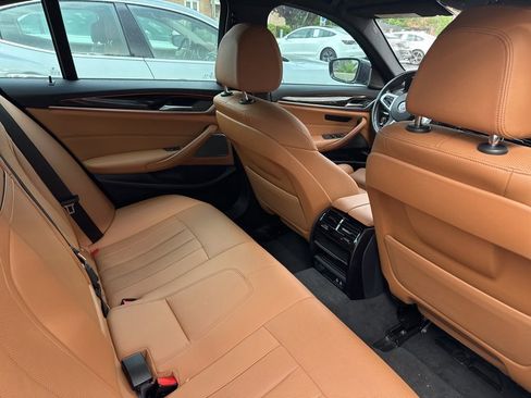 Used 2022 BMW 540i xDrive w/ M Sport Package AWD/4WD image 14