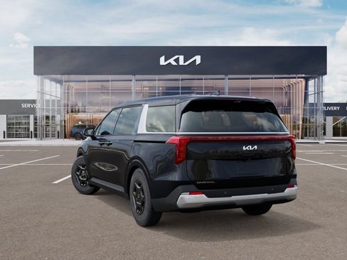 New 2027 Kia Carnival LX FWD image 4